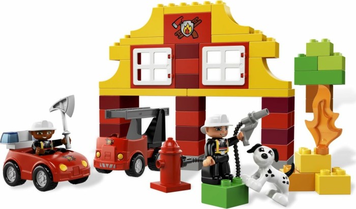 LEGO DUPLO Buduj historie - Moja pierwsza straż pożarna