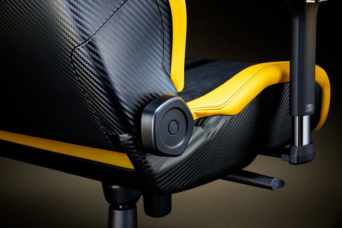 Razer Enki Pro Koenigsegg Edition Gamingstuhl, Alcantara schwarz/gelb