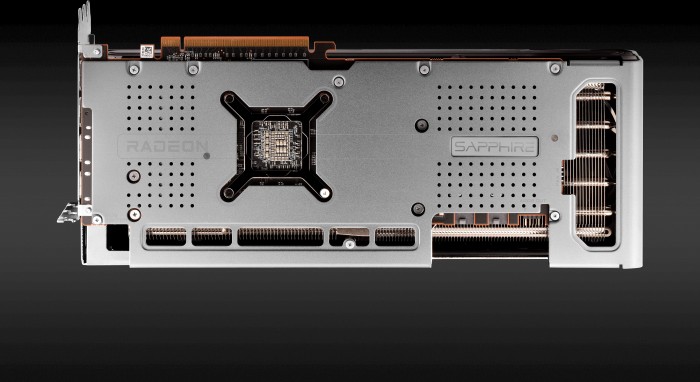 Sapphire Nitro+ Radeon RX 7800 XT, 16GB GDDR6, 2x HDMI, 2x DP, lite retail