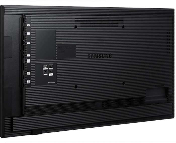 Samsung QM32R-B, 31.5"