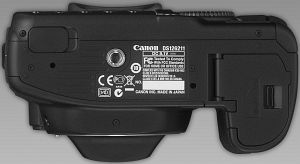 Canon EOS 50D z obiektywem EF-S 18-200mm 3.5-5.6 IS