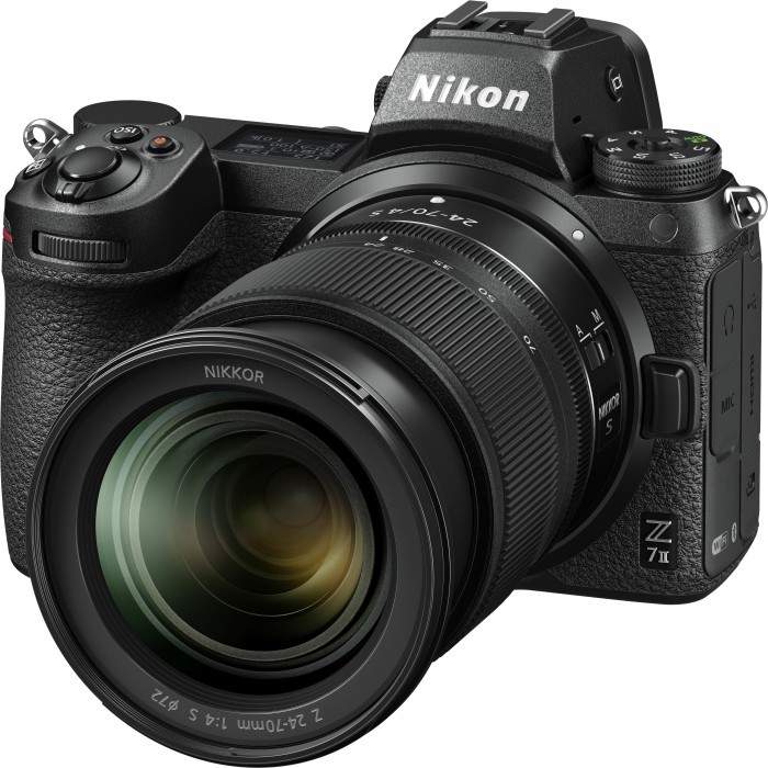 Nikon Z 7II mit Objektiv Z 24-70mm 4.0 S