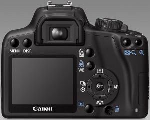 Canon EOS 1000D z obiektywem EF-S 18-55mm i EF 75-300mm