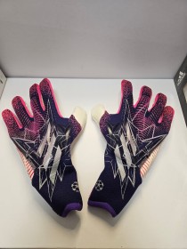 adidas Goalkeeper glove Predator Pro team colleg purple/team shock pink/silver metallic