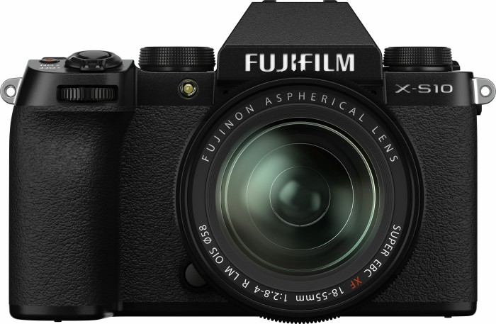 Fujifilm X-S10 mit Objektiv XF 18-55mm 2.8-4.0 R LM OIS