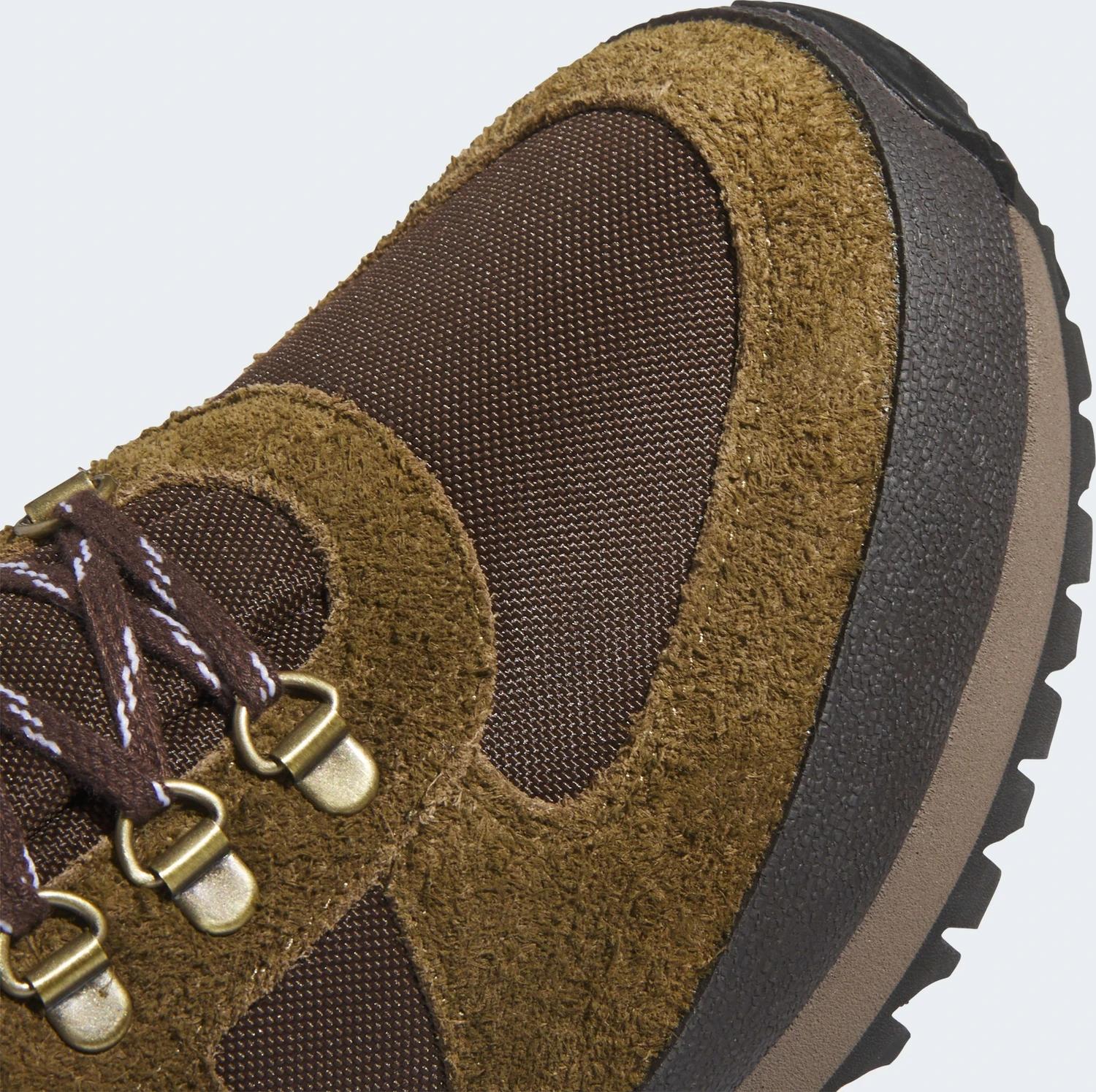 adidas Blondey Winterhill core black/brown/core black (IG5573