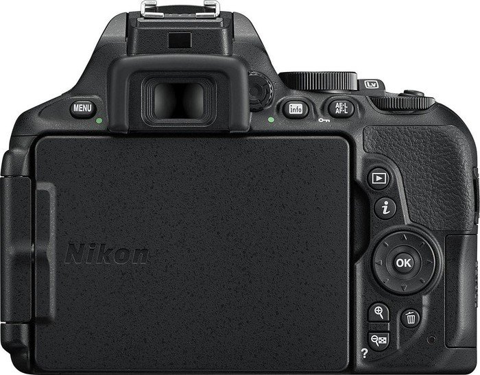 Nikon D5600 czarny z obiektywem AF-P VR DX 18-55mm i VR DX AF-P 70-300mm