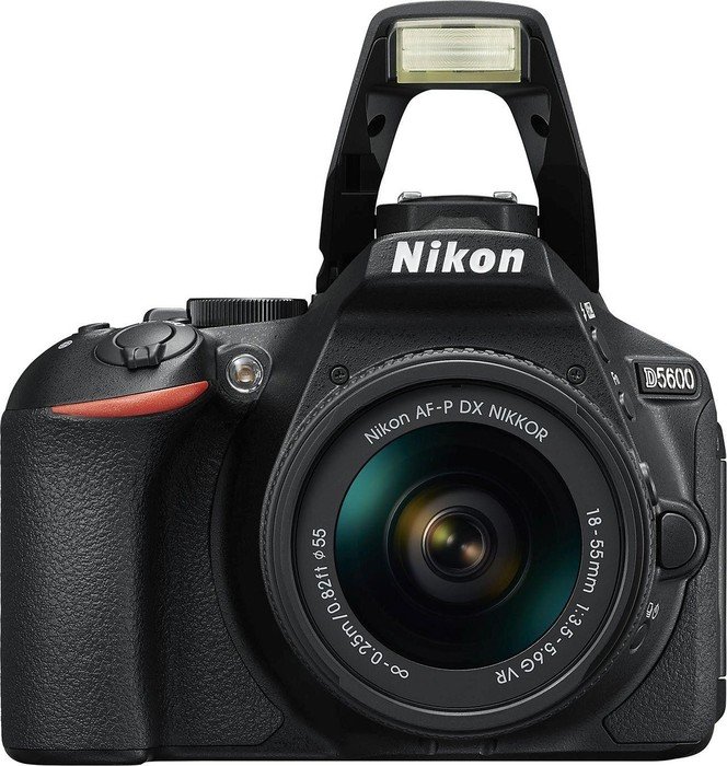 Nikon D5600 czarny z obiektywem AF-P VR DX 18-55mm i VR DX AF-P 70-300mm