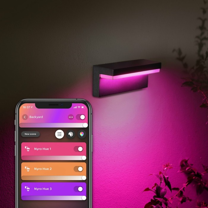 Philips Hue White and Color Ambiance Nyro Outdoor Wandleuchte