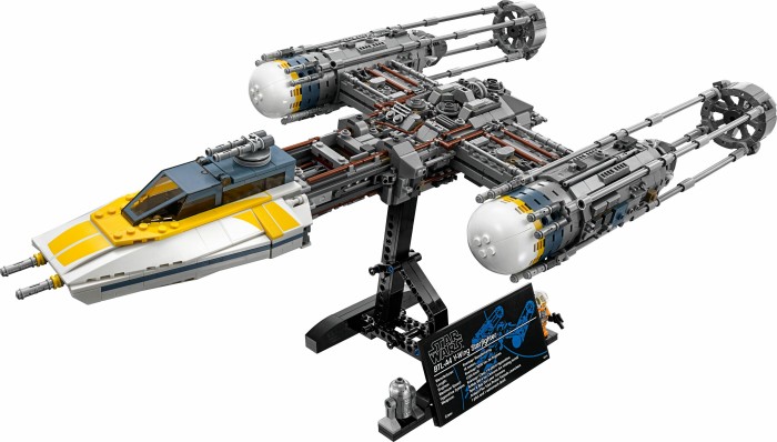 LEGO Star Wars Ultimate Collector Series - Y-Wing Starfighter