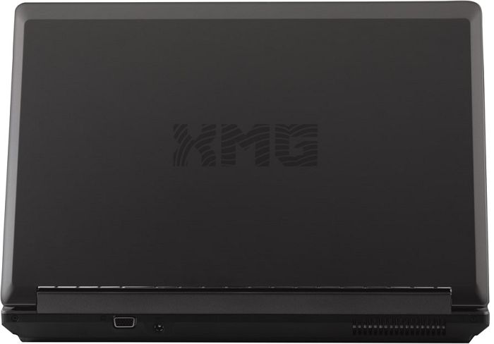 Schenker XMG A503-3IH, Core i7-4700MQ, 8GB RAM, 120GB SSD, 500GB HDD, GeForce GTX 765M, DE