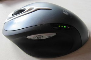 Logitech MX 1000 Laser Cordless Mouse, PS/2 & USB