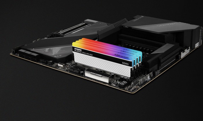Klevv Cras XR5 RGB DIMM Kit 32GB, DDR5-7000, CL36-46-46-82, on-die ECC