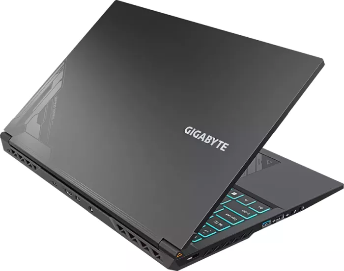 GIGABYTE G5 MF-E2DE333SD, Core i5-12500H, 8GB RAM, 512GB SSD, GeForce RTX 4050, DE