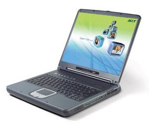 Acer Aspire 1513LMi, Athlon 64 3400+, 512MB RAM, 60GB HDD, GeForce FX Go 5700, DE