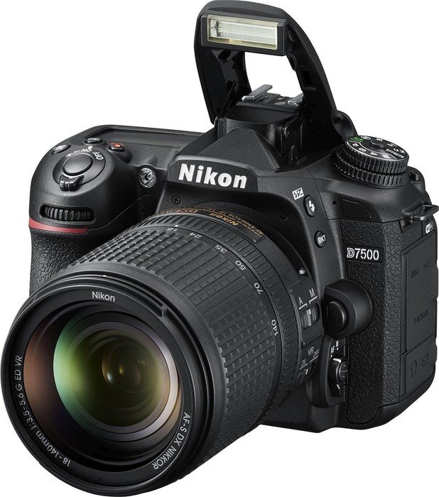 Nikon D7500 schwarz mit Objektiv AF-S VR DX 18-140mm 3.5-5.6G ED