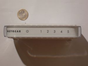 Netgear FS600 Desktop switch, 5x RJ-45