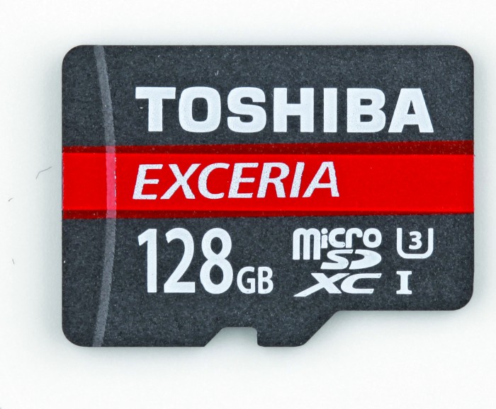 Toshiba Exceria M302-EA R90 microSDXC 128GB Kit, UHS-I U3, Class 10