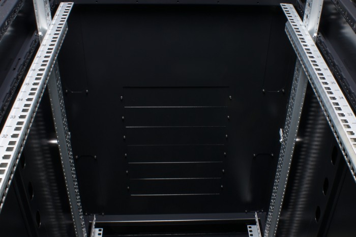Rockstable 19" Serverschrank, 12HE, Gitternetztür, schwarz, 600mm breit, 800mm tief
