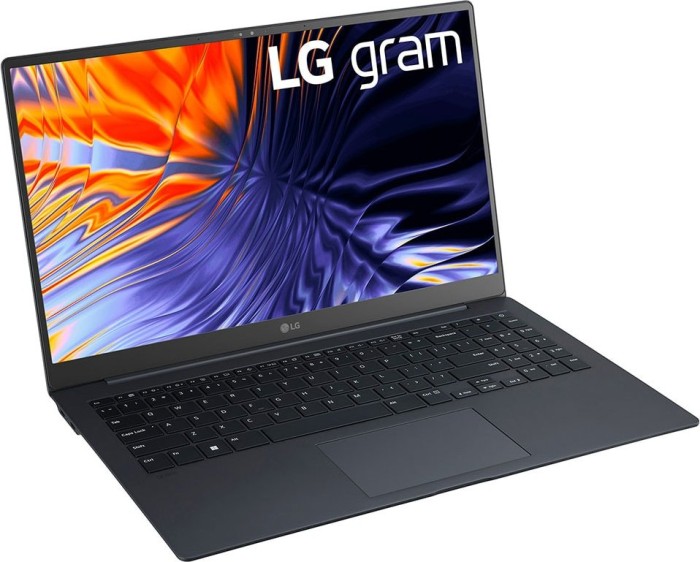 LG gram 15.6" SuperSlim, Neptune Blue, Core i7-1360P, 16GB RAM, 1TB SSD, DE