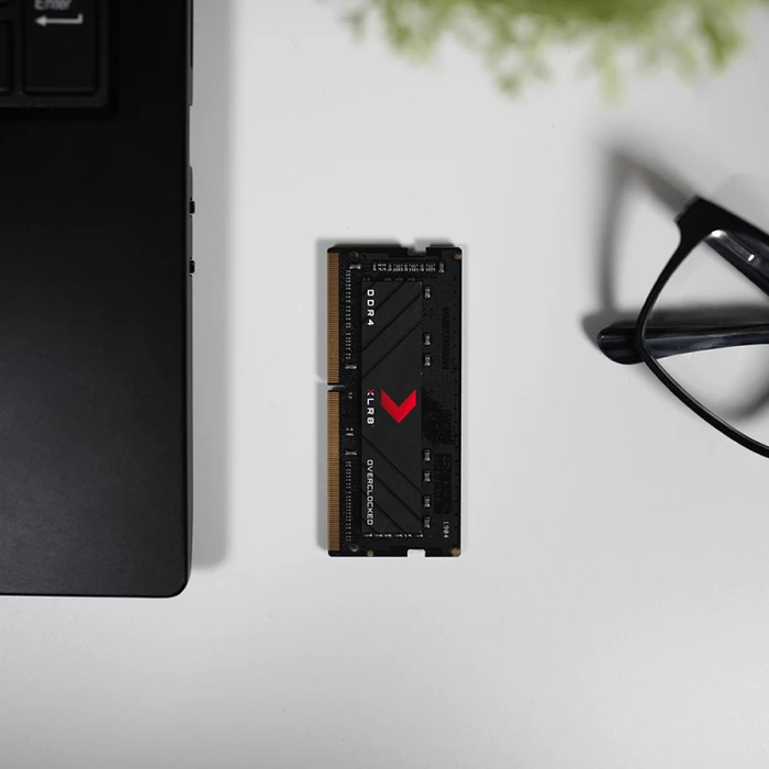 PNY XLR8 SO DIMM 8GB DDR4 3200 CL20 22 22 MN8GSD43200 