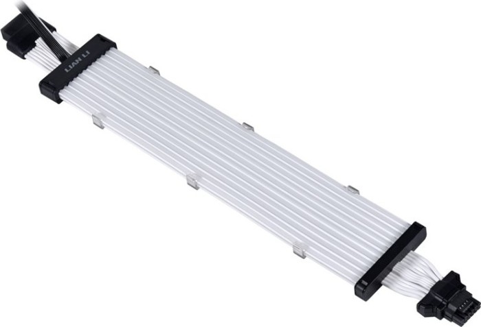 Lian Li Strimer Plus V2 12VHPWR, 16-Pin PCIe Verlängerungskabel, RGB beleuchtet, 12 LED-Bahnen, 32cm