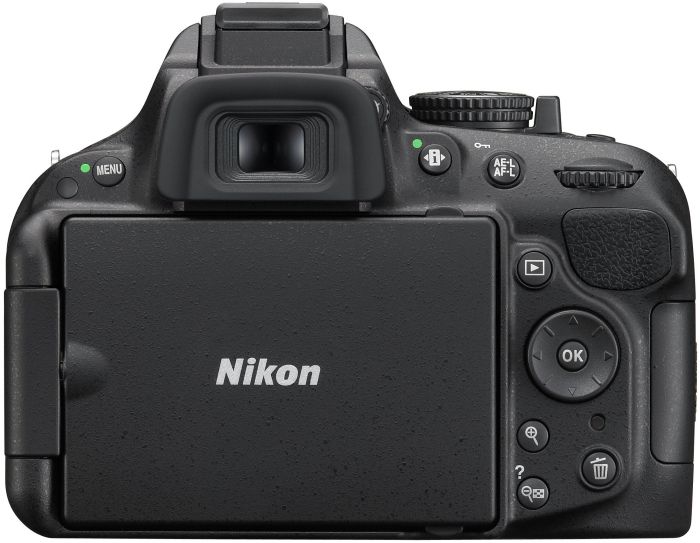 Nikon D5200 schwarz mit Objektiv AF-S VR DX 18-55mm II und AF-S VR DX 55-300mm