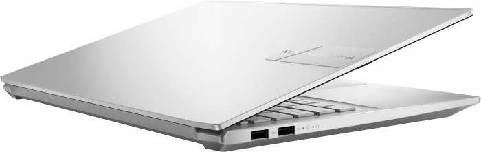 ASUS VivoBook Pro 15 OLED D3500QC-L1414W, Cool Silver, Ryzen 5 5600H, 16GB RAM, 512GB SSD, GeForce RTX 3050, DE