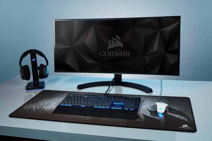 Corsair MM350 Premium Anti-Fray Cloth Gaming Mouse pad - Extended XL