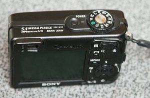 Sony Cyber-shot DSC-W12