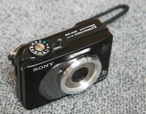 Sony Cyber-shot DSC-W12