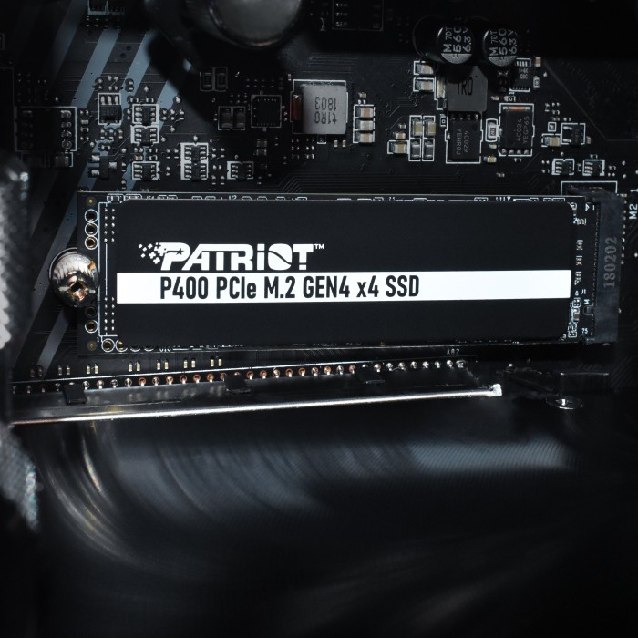 Patriot P400 2TB, M.2 2280 / M-Key / PCIe 4.0 x4, chłodnica