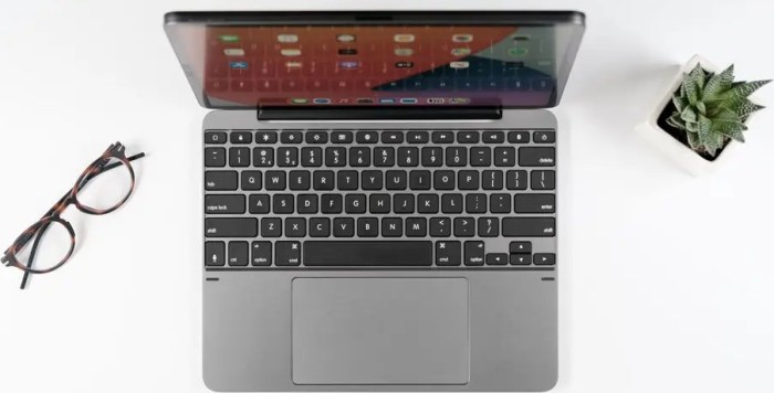 Brydge 12.9 MAX+ KeyboardDock z Trackpad do Apple ipad Pro 12.9", Silver, DE