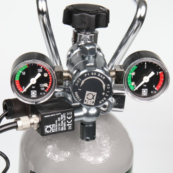 JBL PRO FLORA CO2 Regulator Professional, Präzisions-Druckminderer für Einweg und Mehrweg CO2 Druckflaschen, mit Magnetventil
