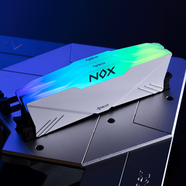 Apacer NOX RGB white DIMM 16GB, DDR4-3200, CL16-20-20-38