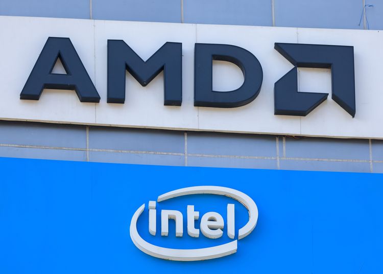 Logos von Intel und AMD