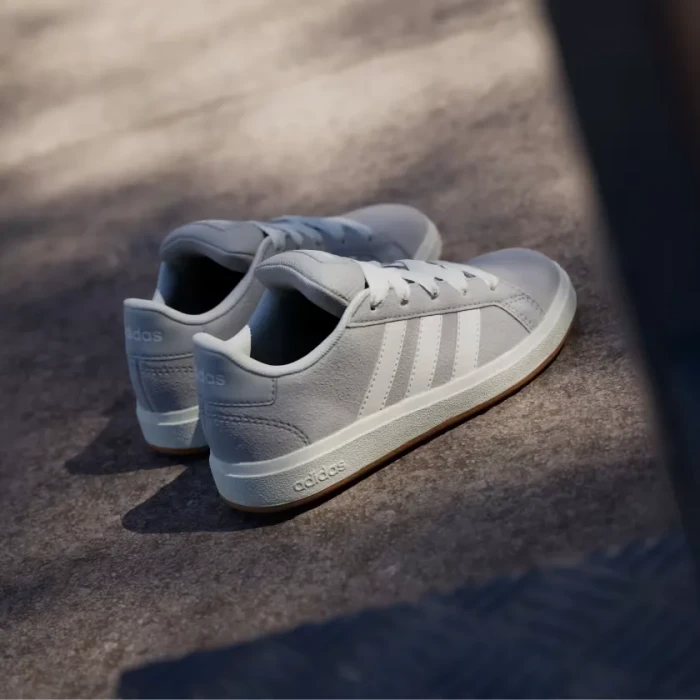 adidas Grand Court 00S grey two/off white/gum (Junior)