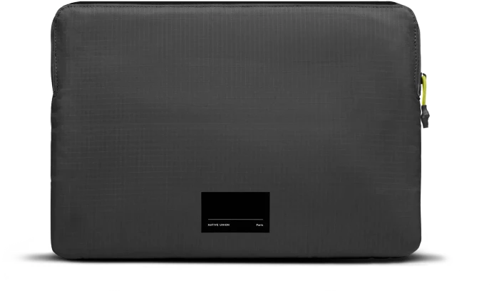 Native Union Ultralight Sleeve für Apple MacBook Pro 16", schwarz