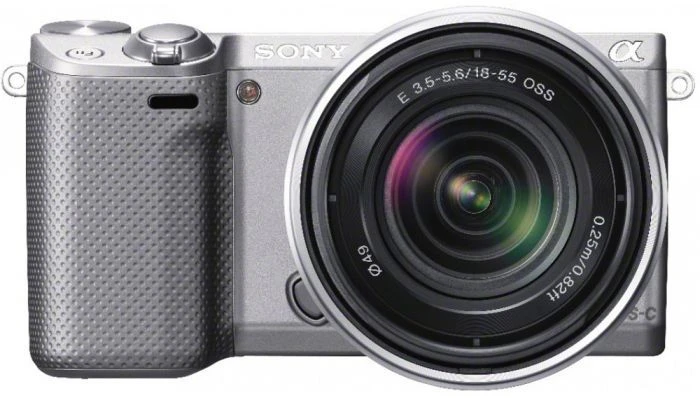 Sony Alpha NEX-5R silber mit Objektiv E 18-55mm 3.5-5.6 OSS