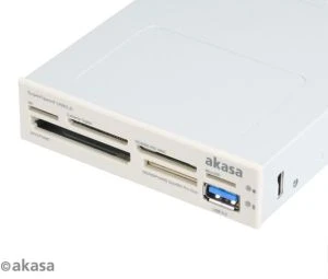 Akasa Internal Multi-Slot-Cardreader, USB 3.0 19-Pin Stecksockel [Stecker]