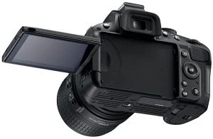 Nikon D5100 mit Objektiv Fremdhersteller