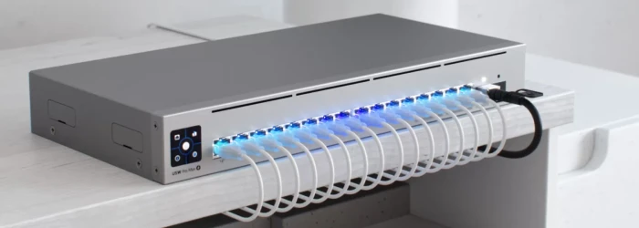 Ubiquiti UniFi Pro Max Rackmount Gigabit Smart Switch, 16x RJ-45, 2x SFP+, 180W PoE++