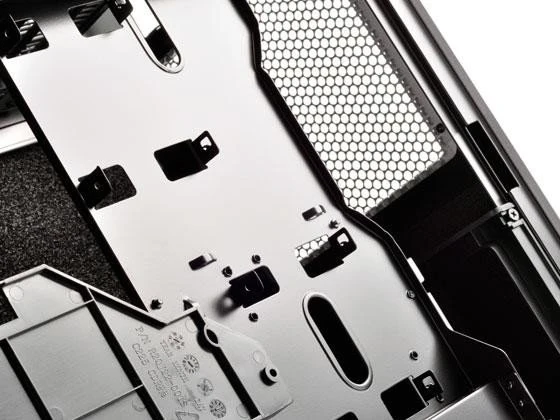 SilverStone Fortress FT05 schwarz, schallgedämmt