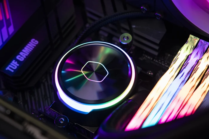 Cooler Master MasterLiquid PL240 Flux