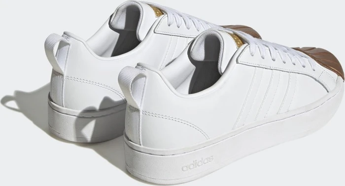 adidas Streetcheck Cloudfoam Lifestyle Basketball Low Court Graphic cloud white/matte gold (Damen)