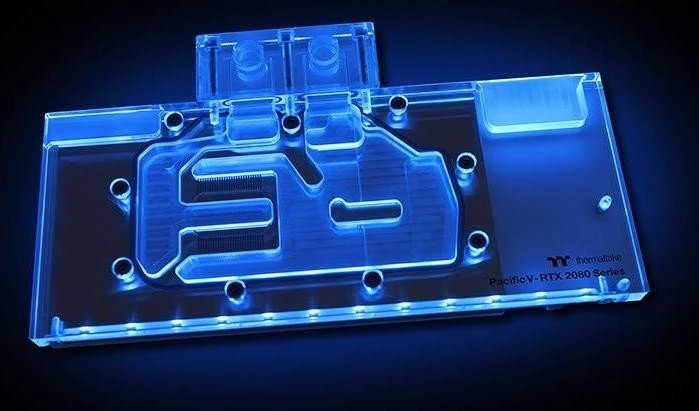 Thermaltake Pacific V-RTX 2080 Plus Series Founder Edition mit Backplate