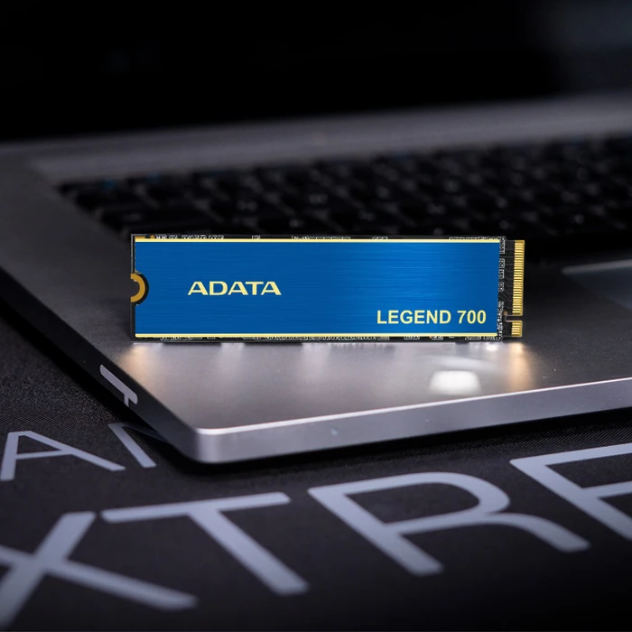 ADATA LEGEND 700 256GB, M.2 2280 / M-Key / PCIe 3.0 x4, Kühlkörper