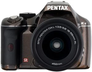 Pentax K-x braun mit Objektiv smc DA L 18-55mm 3.5-5.6 AL