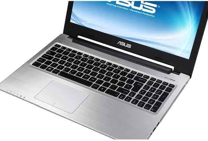 ASUS K56CB-XX306H, Core i7-3537U, 8GB RAM, 1TB HDD, GeForce GT 740M, DE