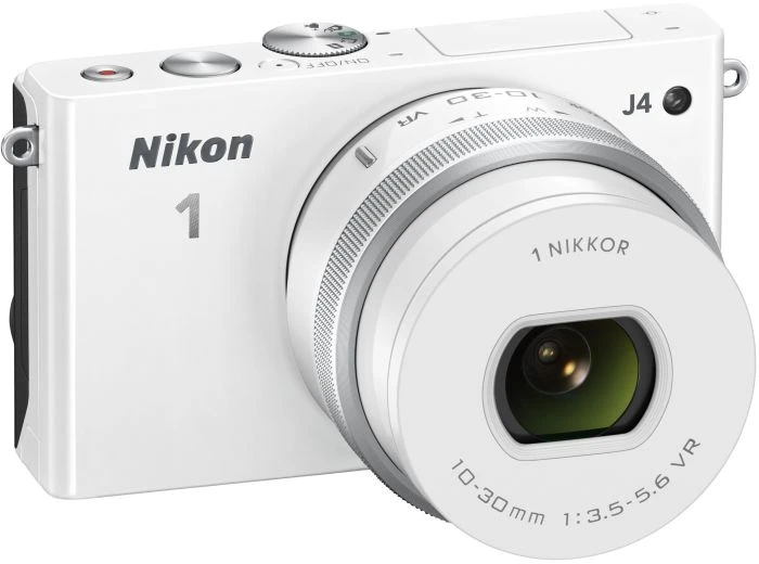 Nikon 1 J4 weiß mit Objektiv 1 NIKKOR 10-30mm 3.5-5.6 PD-Zoom VR und 1 NIKKOR 30-110mm 3.8-5.6 VR